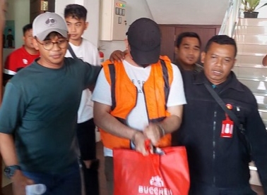 Kejari Gresik Berhasil Ringkus Tersangka Korupsi Pegadaian Rp 2,3 Milyar