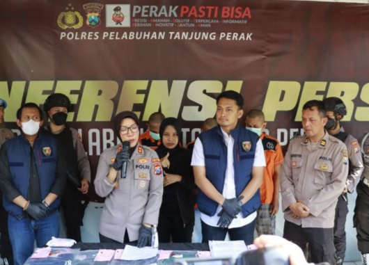 Satreskrim Polres Tanjungperak Ringkus Komplotan Polisi Gadungan