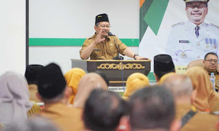 DR. Andrianto, SH, M. Kes : Guru Harus Memiliki Passion Sebagai Pendidik