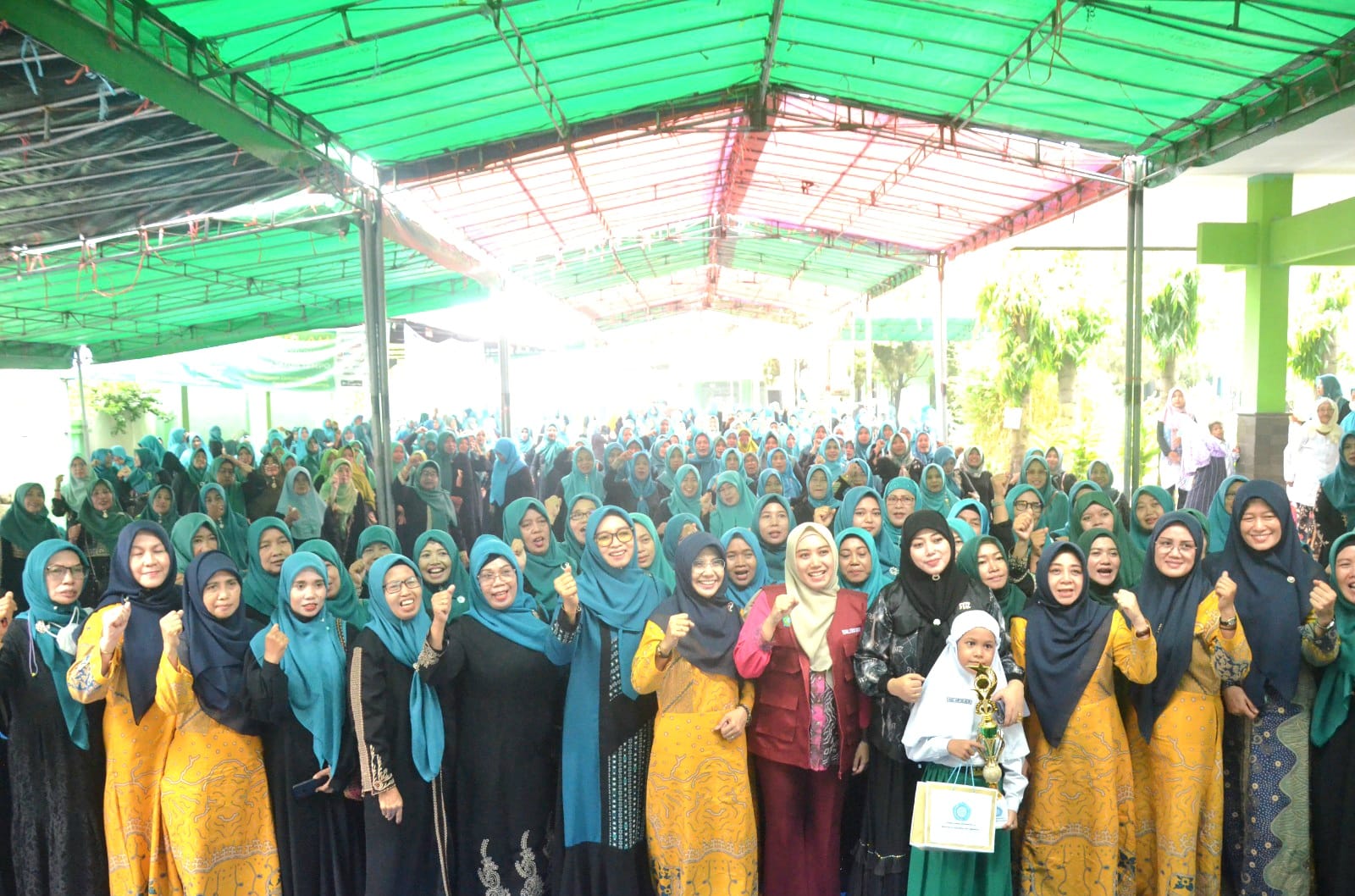 Ning Sasha Ajak Jamaah Pengajian Rutin TP PKK Membangun Keluarga Sakinah