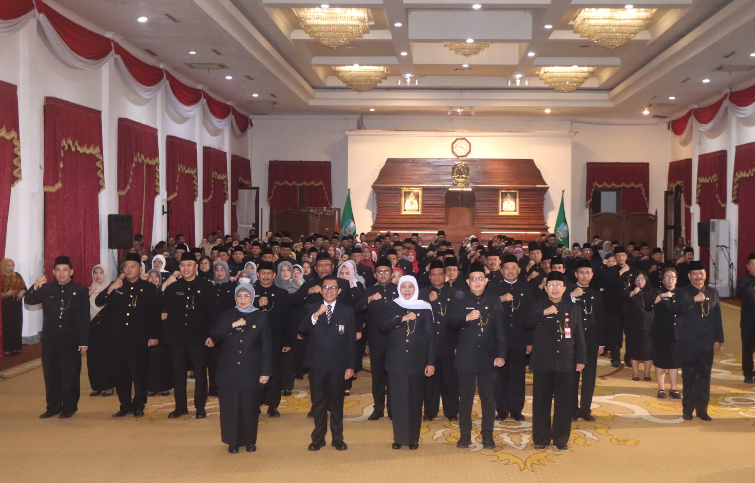 Gubernur Jatim Lantik 160 Pejabat Eselon III