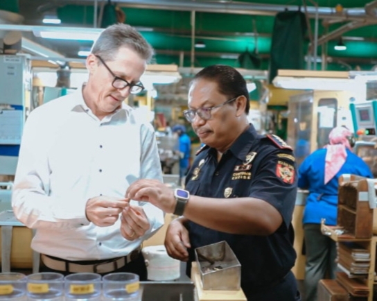 Penerimaan Cukai Pasuruan Tertinggi Nasional