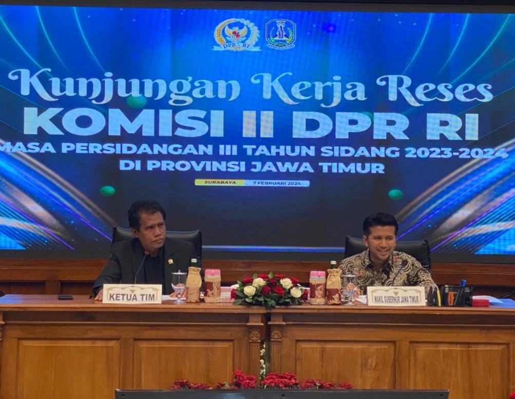 Kejati Jatim Hadiri Kunker Reses Komisi II DPR RI di Ruang Binaloka Adikhara Sekda Jatim