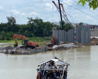 Dinas PU Bina Marga Jatim Targetkan Pembangunan Jembatan Jongbiru Kediri Selesai Mei 2024