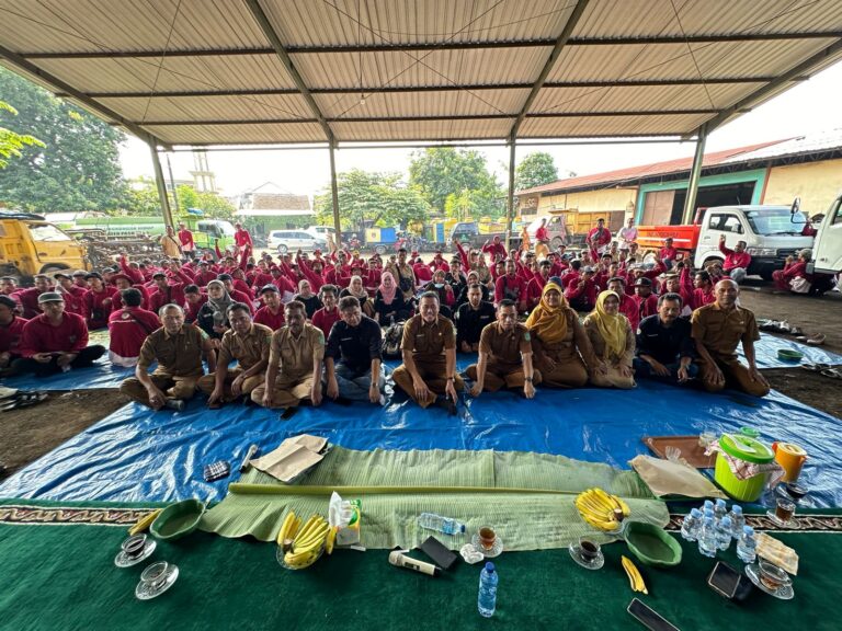 Makan Pagi Bersama, Cara Kadis DLH Yang Baru, Taufiqul ghony Untuk Pendekatan Ke Pegawai