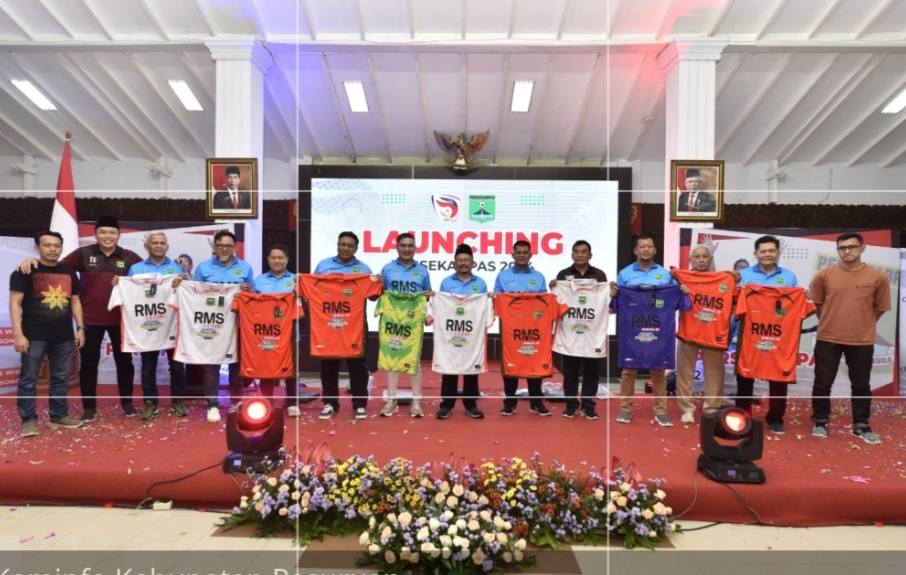 Pj Bupati Andriyanto Launching Pemain dan Jersey Persekabpas