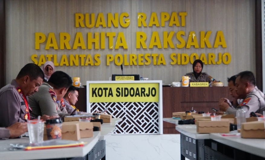 Asistensi Pelayanan Publik di Polresta Sidoarjo