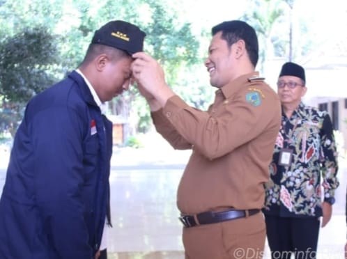 Plt. Bupati Sidoarjo H. Subandi Lepas KKN 475 Mahasiswa UNUSIDA