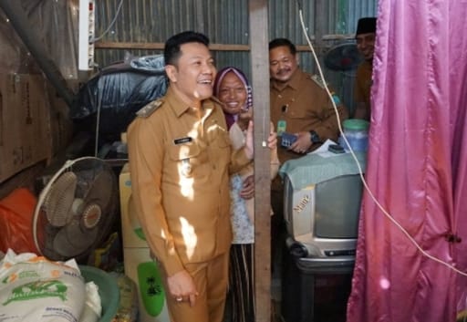 Plt Bupati Sidoarjo Subandi Kunjungi Rumah Indrayanti