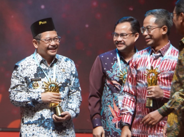 Pemkab Pasuruan Raih Financial Literacy Award 2024