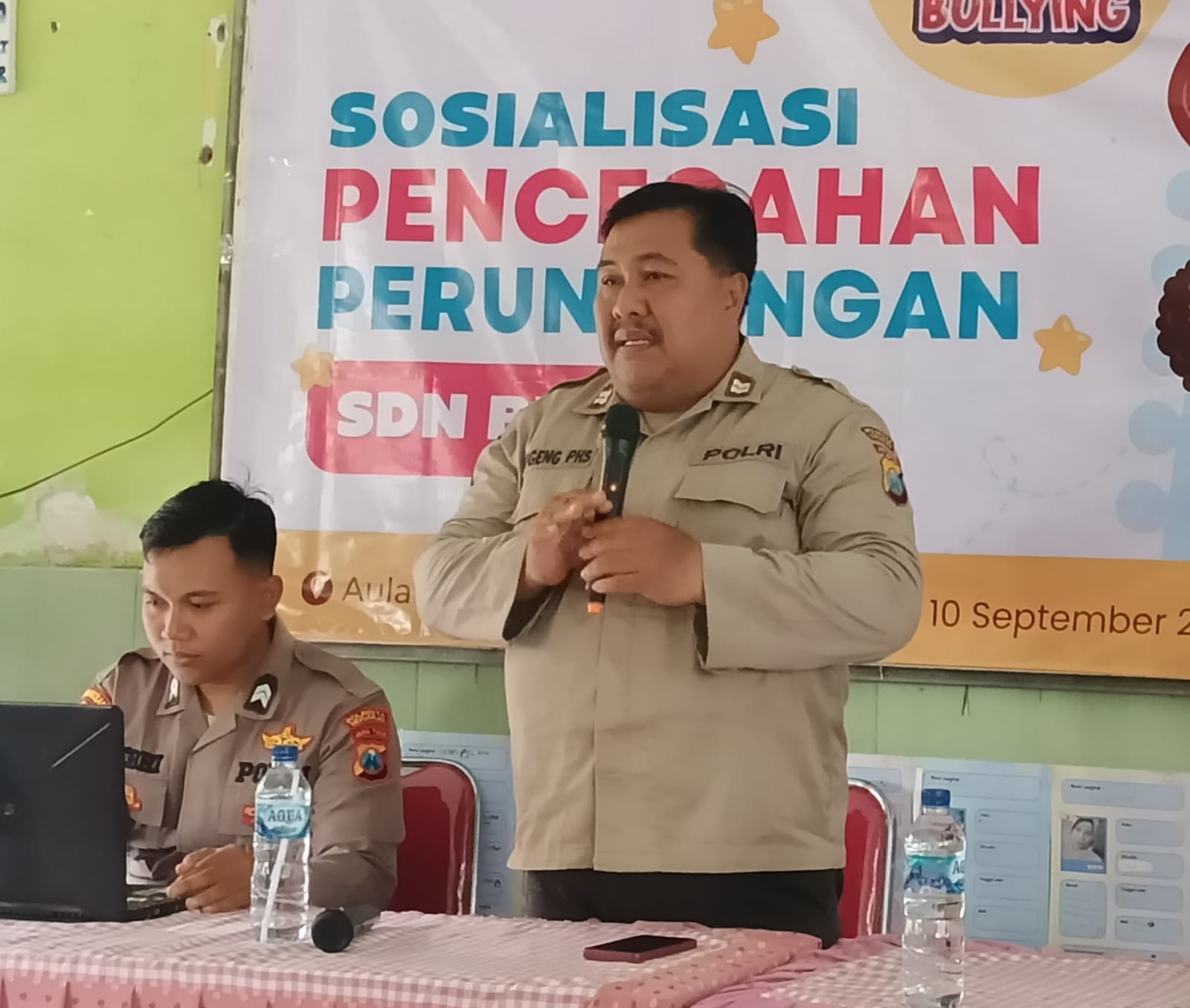 Cegah Perundungan, Pak Bhabin di Sidoarjo Gencarkan Edukasi Pelajar