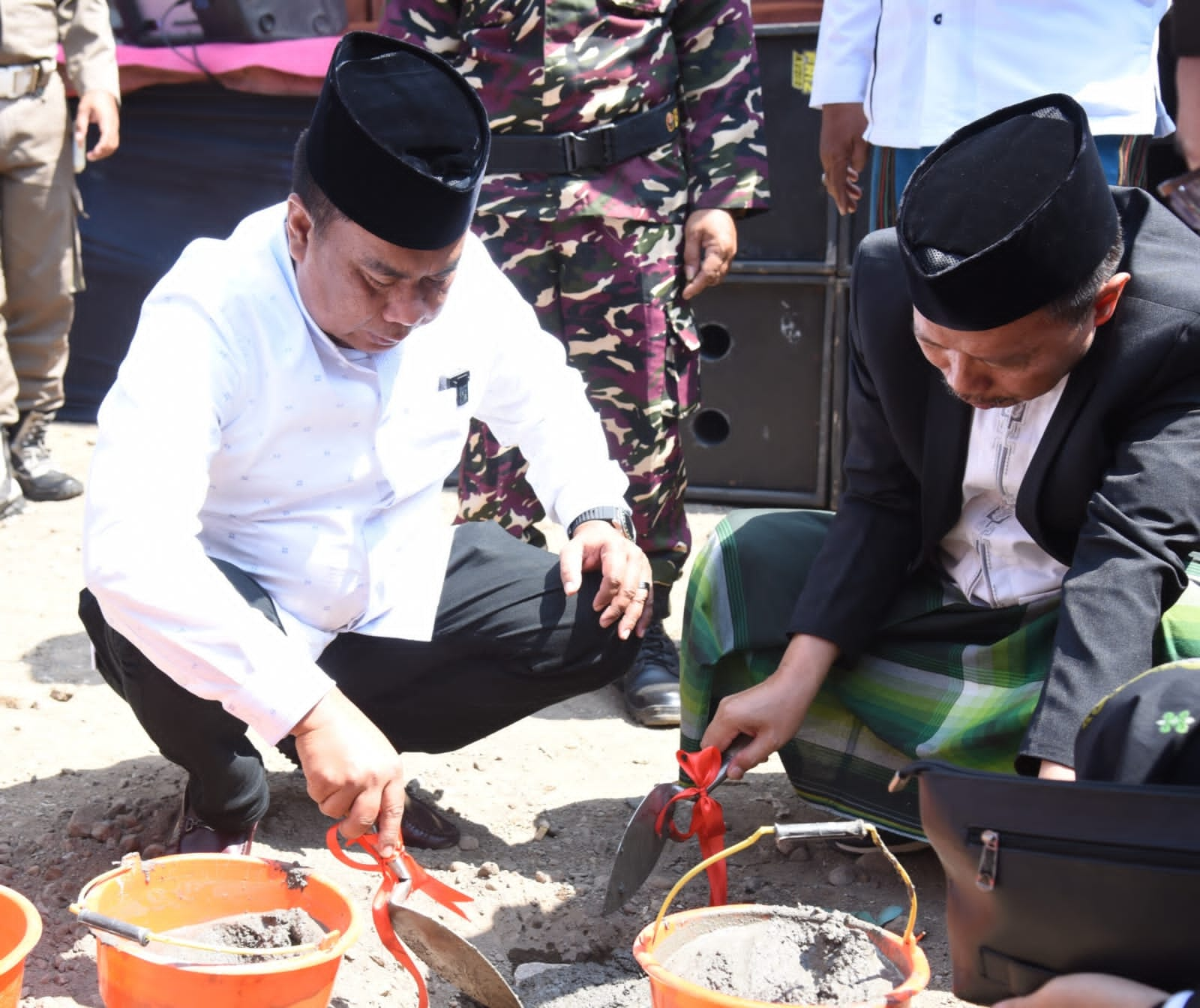 Pjs. Bupati Sidoarjo Letakkan Batu Pertama Pembangunan Gedung Sports Center