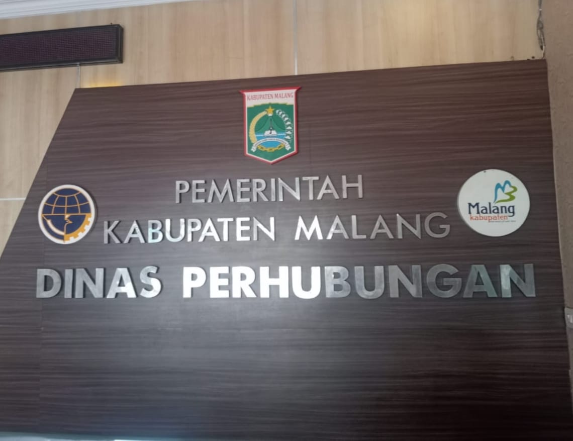 Jaga Kebersihan Lingkungan, Dinas Perhubungan Kabupaten Malang Gelar Jum’at Bersih