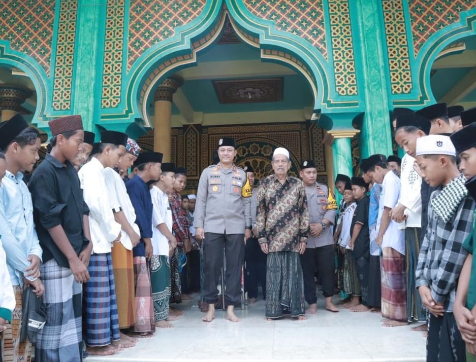 Kapolres Lamongan Silaturahmi ke Pondok Pesantren Sunan Drajat Paciran