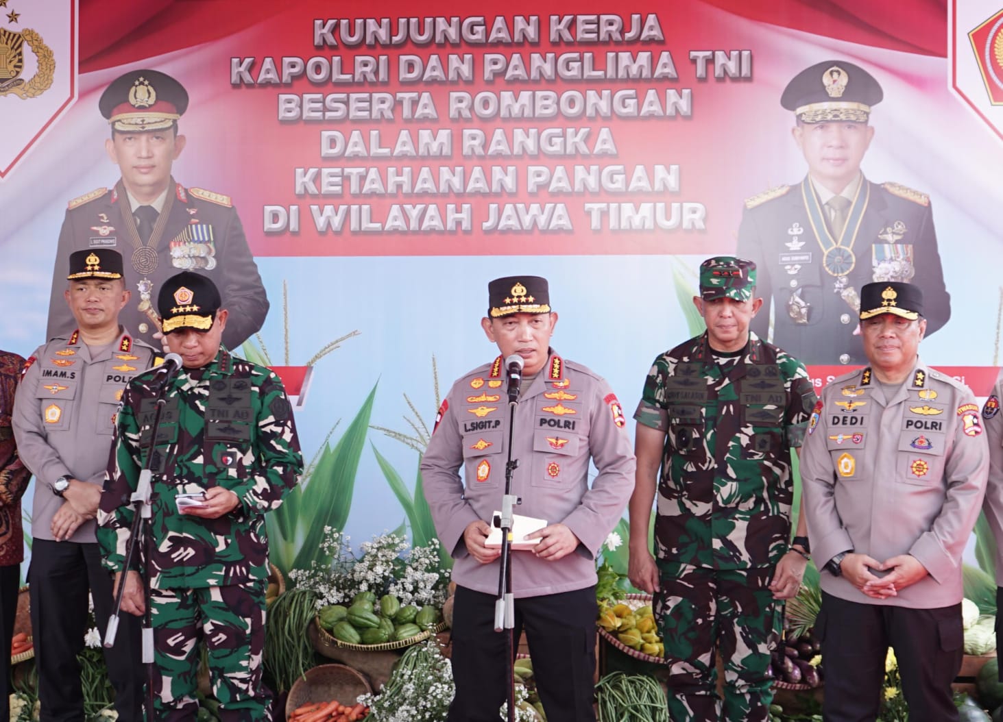 Dukung Swasembada Pangan, Kapolri Bersama Panglima TNI Tanam Jagung di Sidoarjo