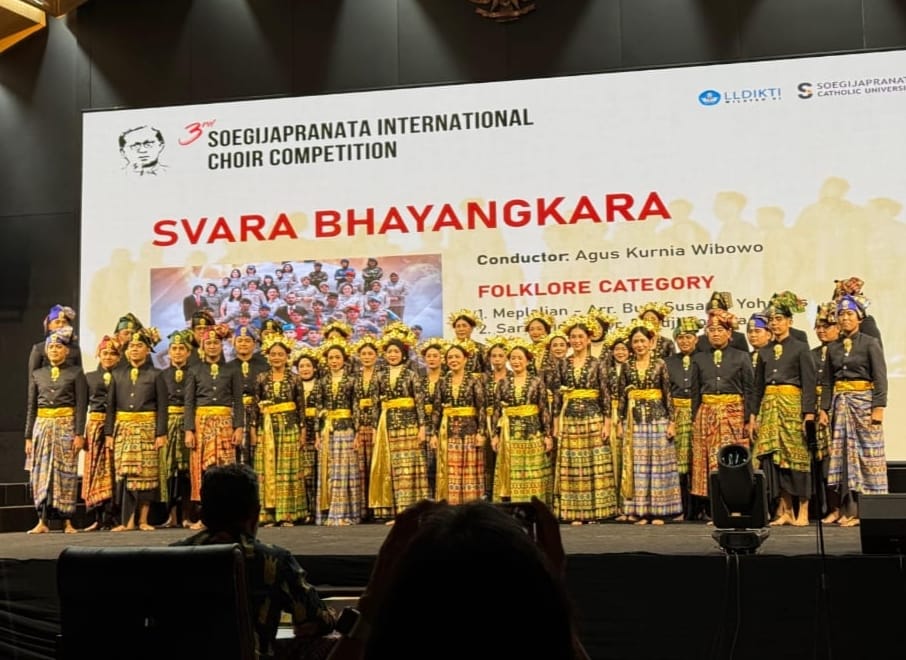 Svara Bhayangkara Polri Masuk 5 besar dan Raih Impresive Stage Performance